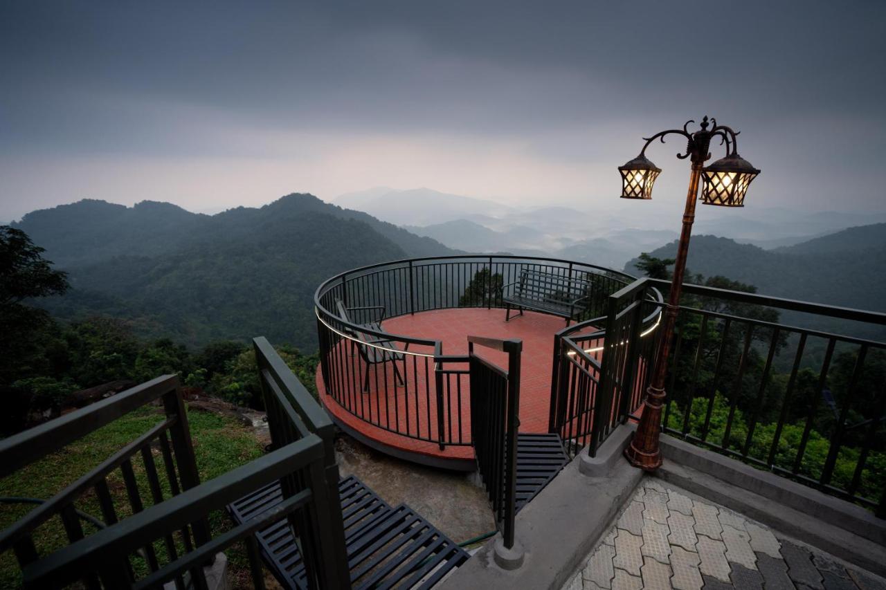 Misty Queen By Dimora Hotels Kakkadampoyil Exterior foto