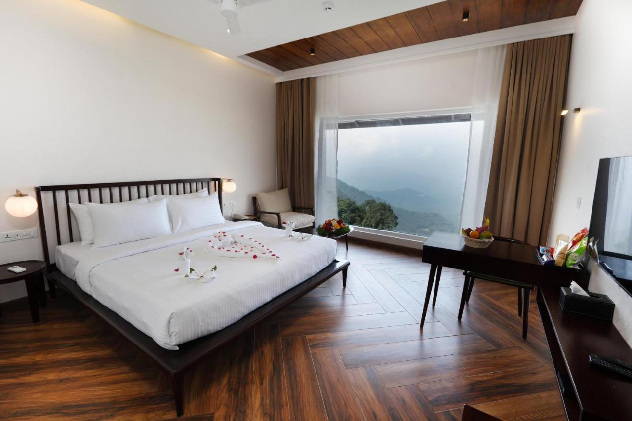 Misty Queen By Dimora Hotels Kakkadampoyil Exterior foto