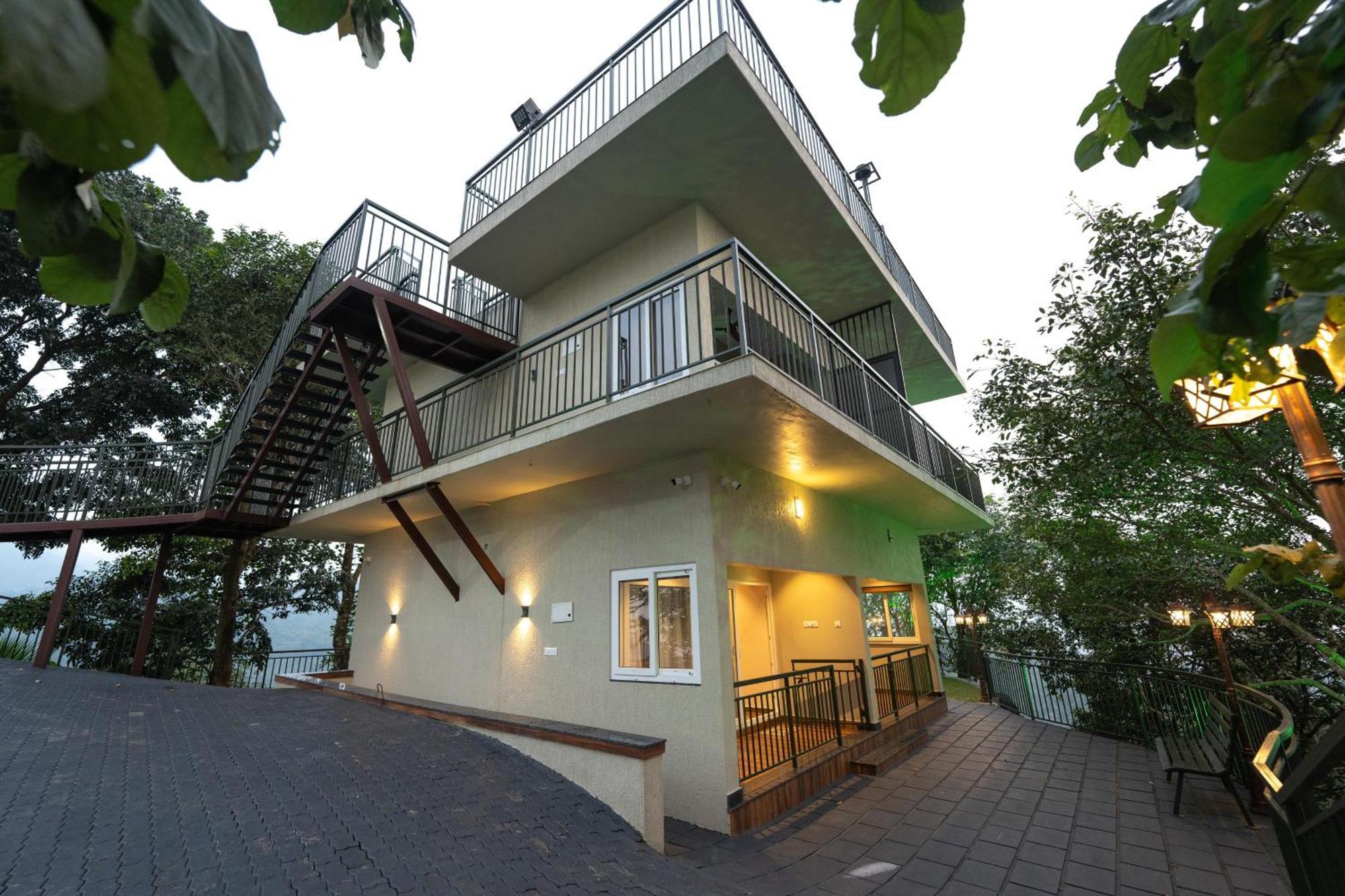 Misty Queen By Dimora Hotels Kakkadampoyil Exterior foto