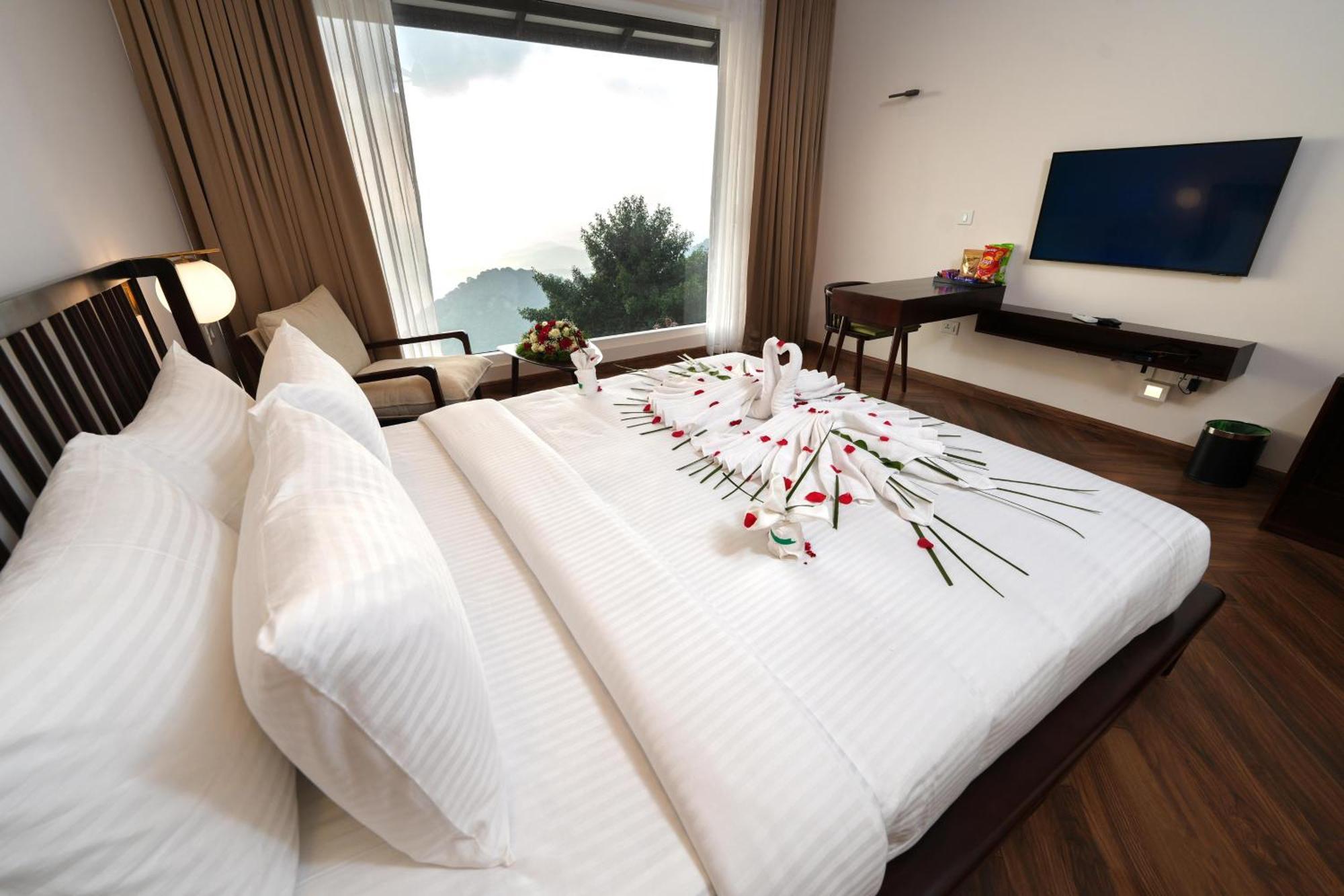 Misty Queen By Dimora Hotels Kakkadampoyil Exterior foto